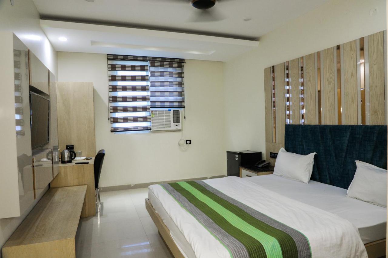 Hotel Vanson Villa - Near Connaught Place نيودلهي المظهر الخارجي الصورة