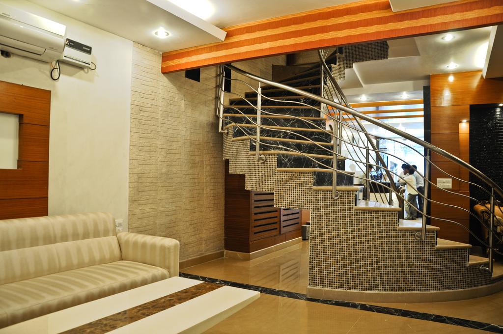 Hotel Vanson Villa - Near Connaught Place نيودلهي المظهر الخارجي الصورة