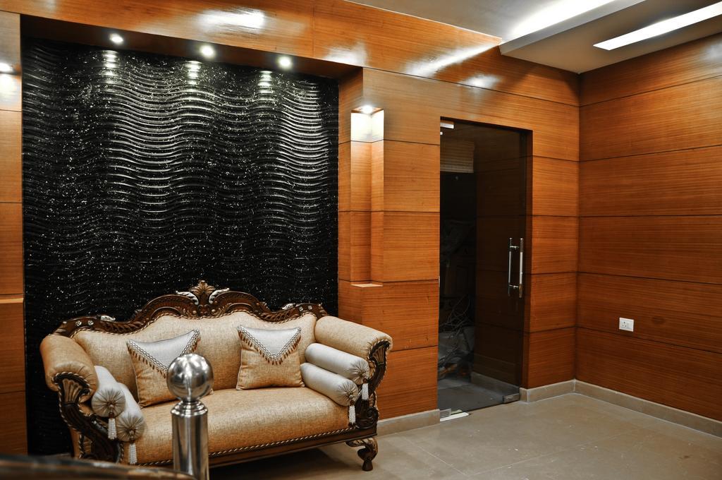 Hotel Vanson Villa - Near Connaught Place نيودلهي المظهر الخارجي الصورة