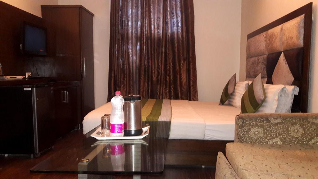 Hotel Vanson Villa - Near Connaught Place نيودلهي المظهر الخارجي الصورة